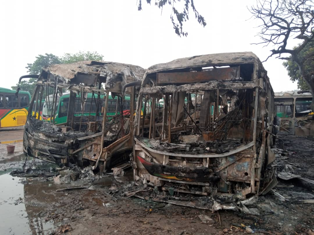 Fire guts 4 Aayalolo buses in Kumasi