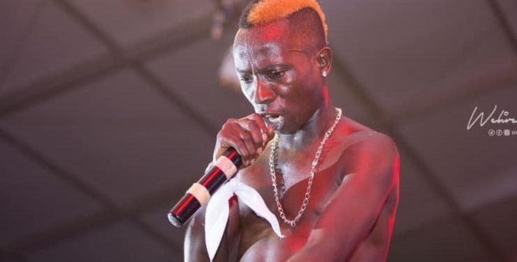 Patapaas girlfriends expensive phone stolen in Ghana