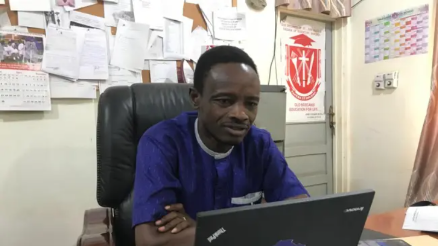 Cancel the Teacher Trainee Allowance